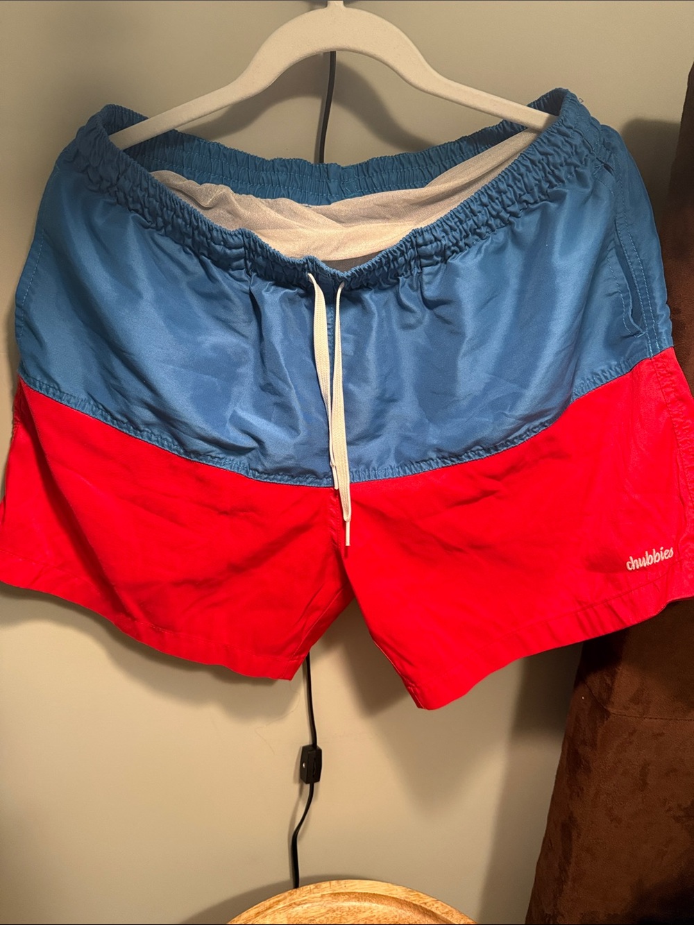 chubbies Blue and Red Two-Tone Men's Swim Shorts